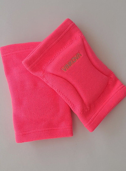 Vadderade knäskydd, Vinkova